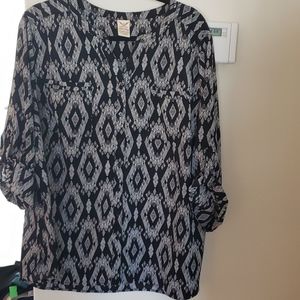 Button down silky blouse 3/4 sleeve